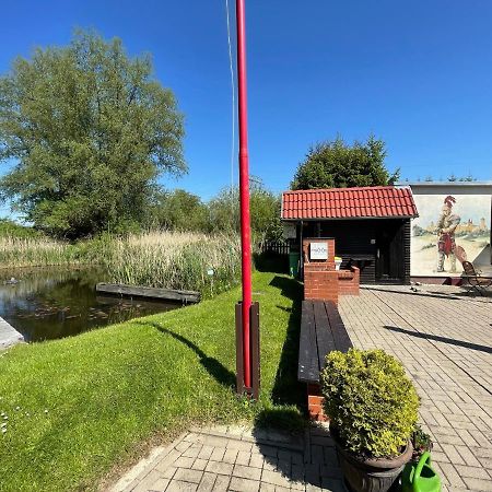 Schoener Ferienbungalow Umgeben Von Natur Und Nicht Weit Zur Ostsee Neubukow المظهر الخارجي الصورة